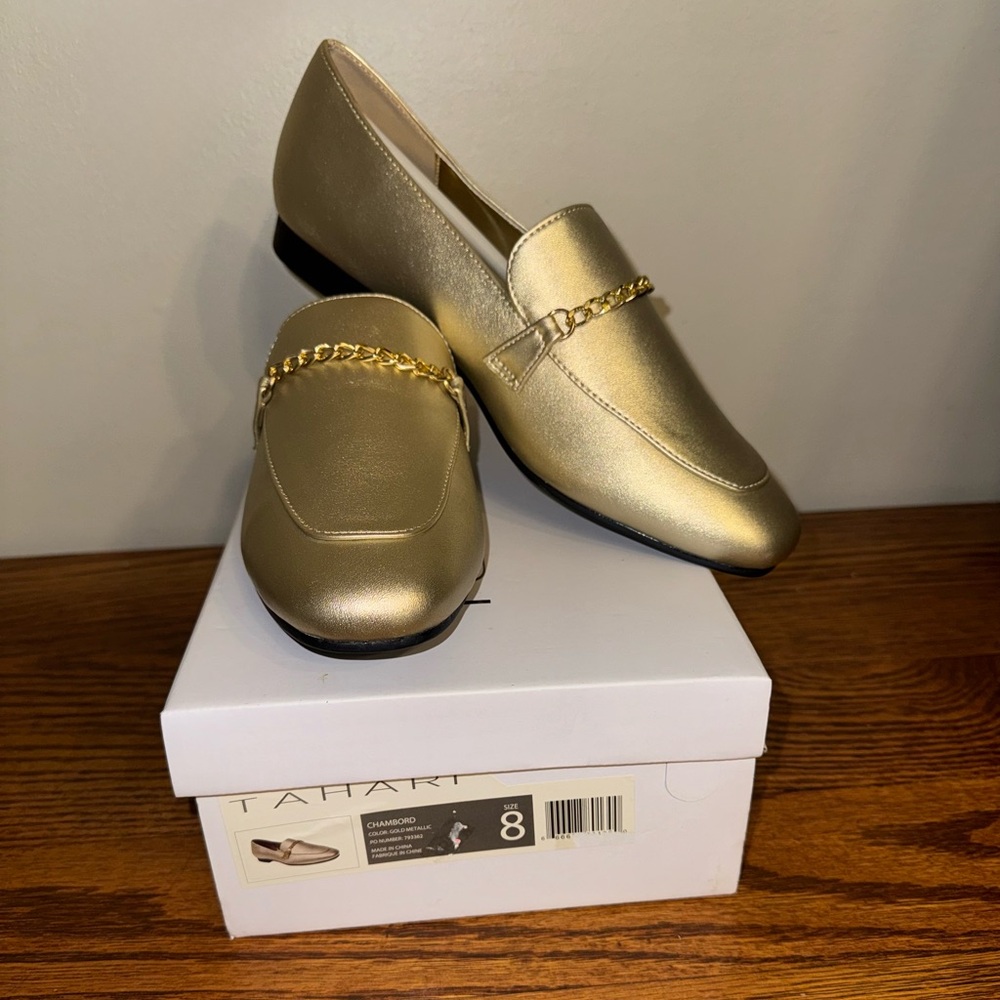 Tahari Chambord Loafers Metallic Gold Chain-Trim